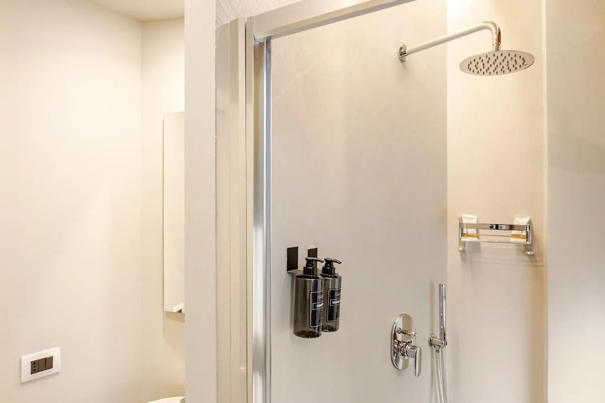 Apartamento Duomo Centrale Stylish Double Suite Near Metro Milán