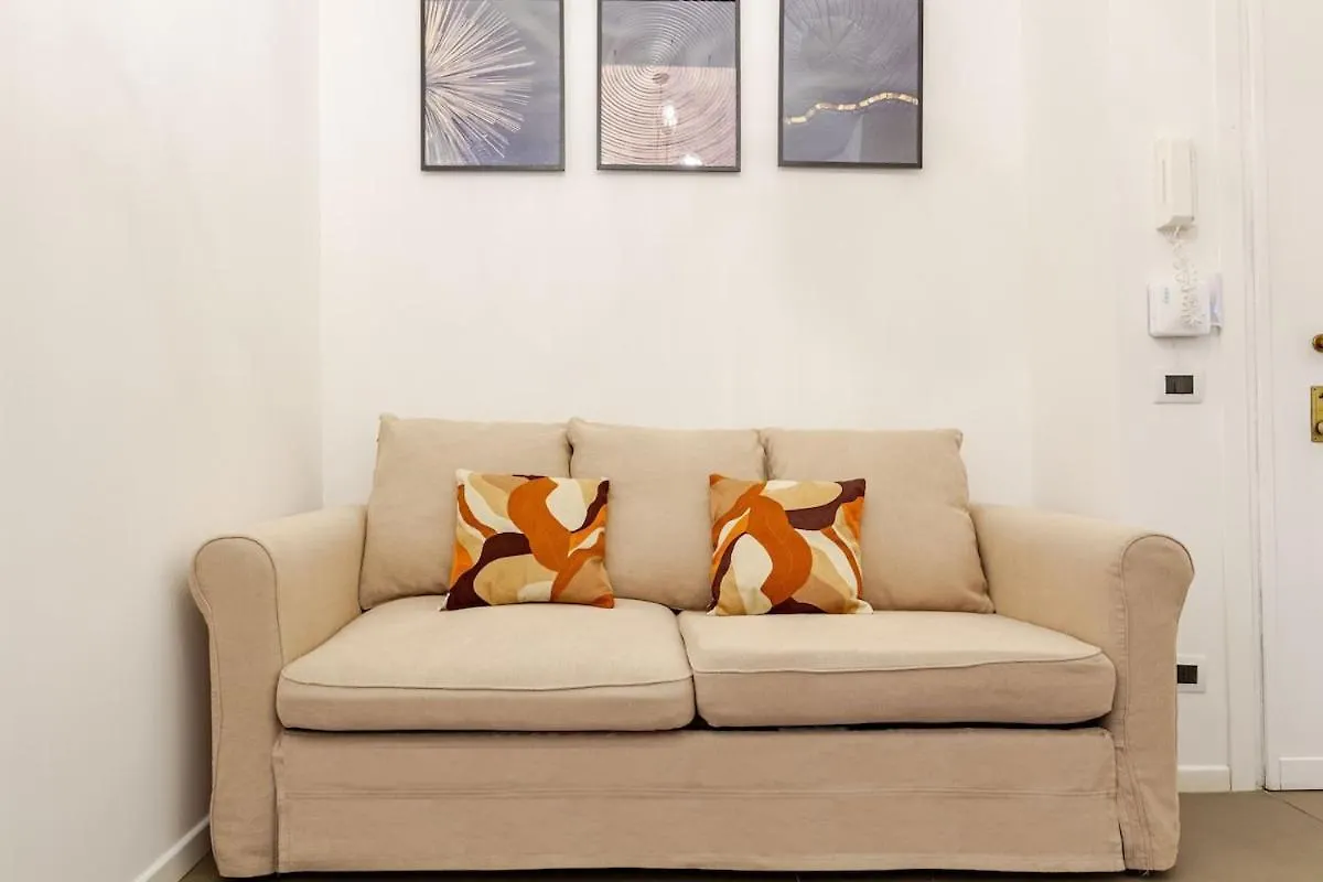 Apartment Duomo Centrale Stylish Double Suite Near Metro Milan