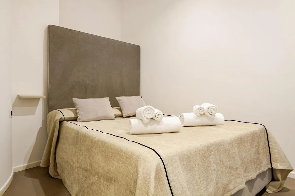 Duomo Centrale Stylish Double Suite Near Metro Milan