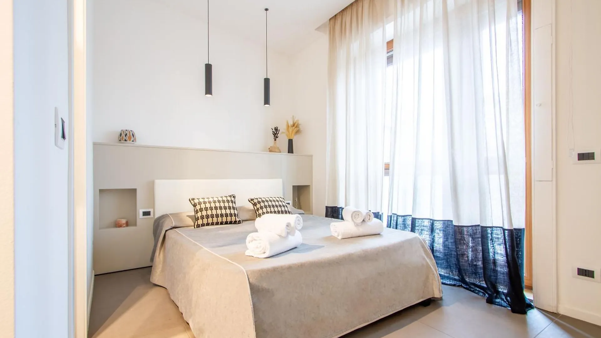 Duomo Centrale Stylish Double Suite Near Metro Milan 0*,