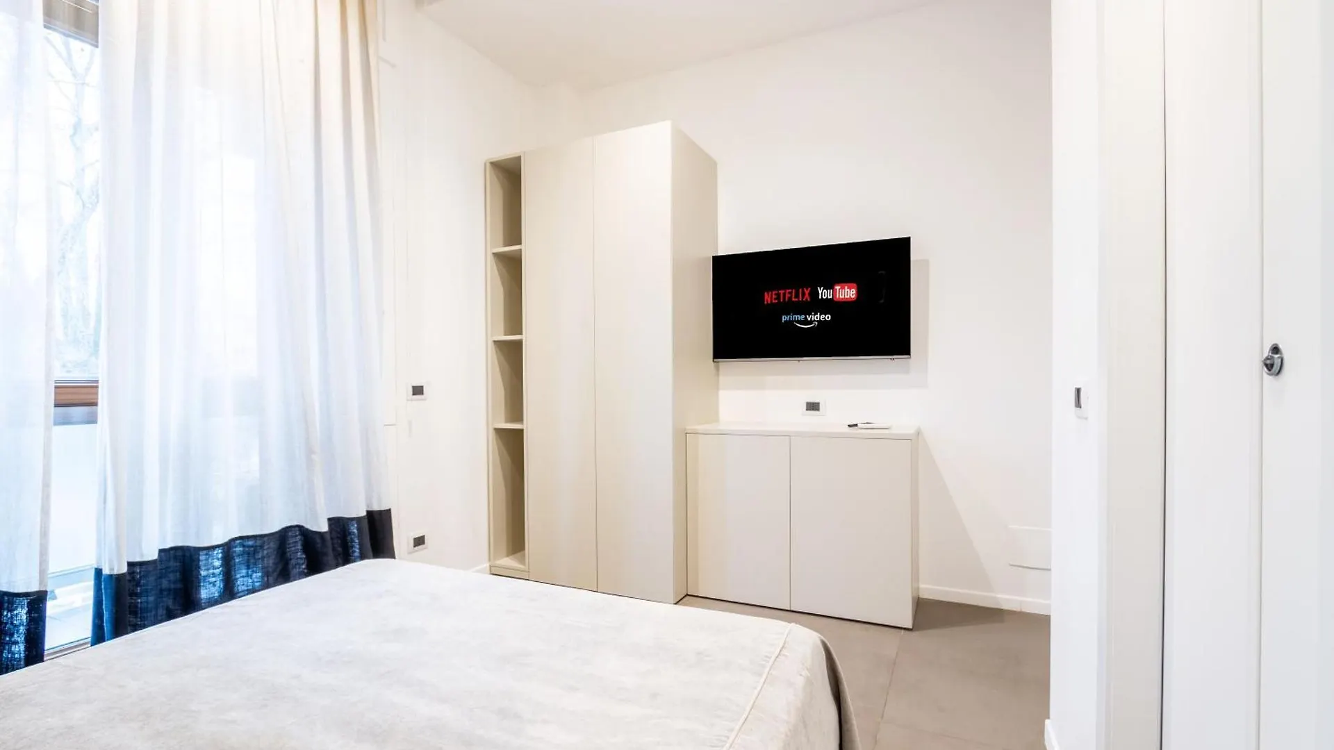 Duomo Centrale Stylish Double Suite Near Metro Milan Apartment